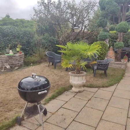 فندق مبيت وإفطار Chez Daniel & Catherine 3*