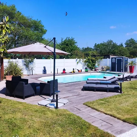 Chez Daniel & Catherine فندق مبيت وإفطار 3*