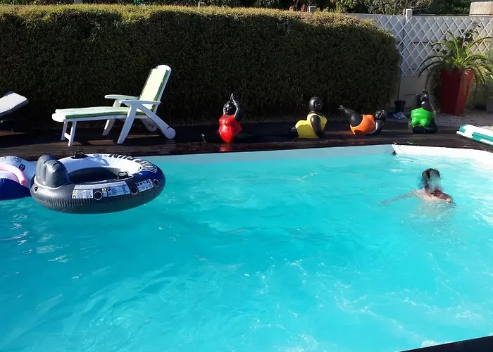 Alojamento de Acomodação e Pequeno-almoço Chez Daniel & Catherine La Chevrolière